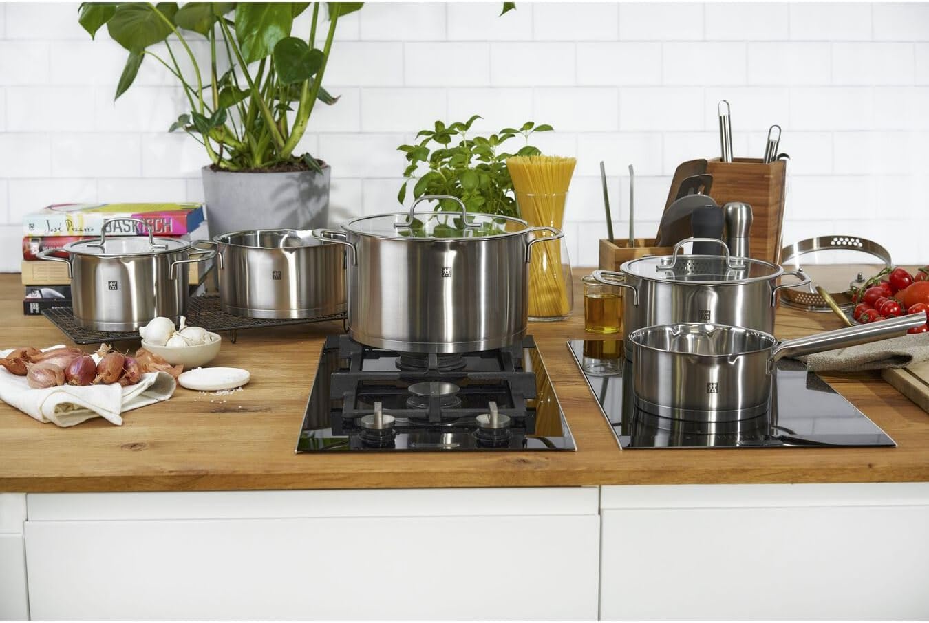 ZWILLING TrueFlow - Batería de cocina (5 piezas, con colador integrado en la tapa de cristal, apta para inducción, sin revestimiento, acero inoxidable)