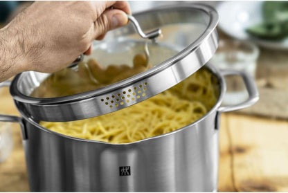 ZWILLING TrueFlow - Batería de cocina (5 piezas, con colador integrado en la tapa de cristal, apta para inducción, sin revestimiento, acero inoxidable)